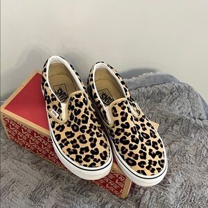 Vans Leopard Print Slip-On Sneakers - Tan & Black